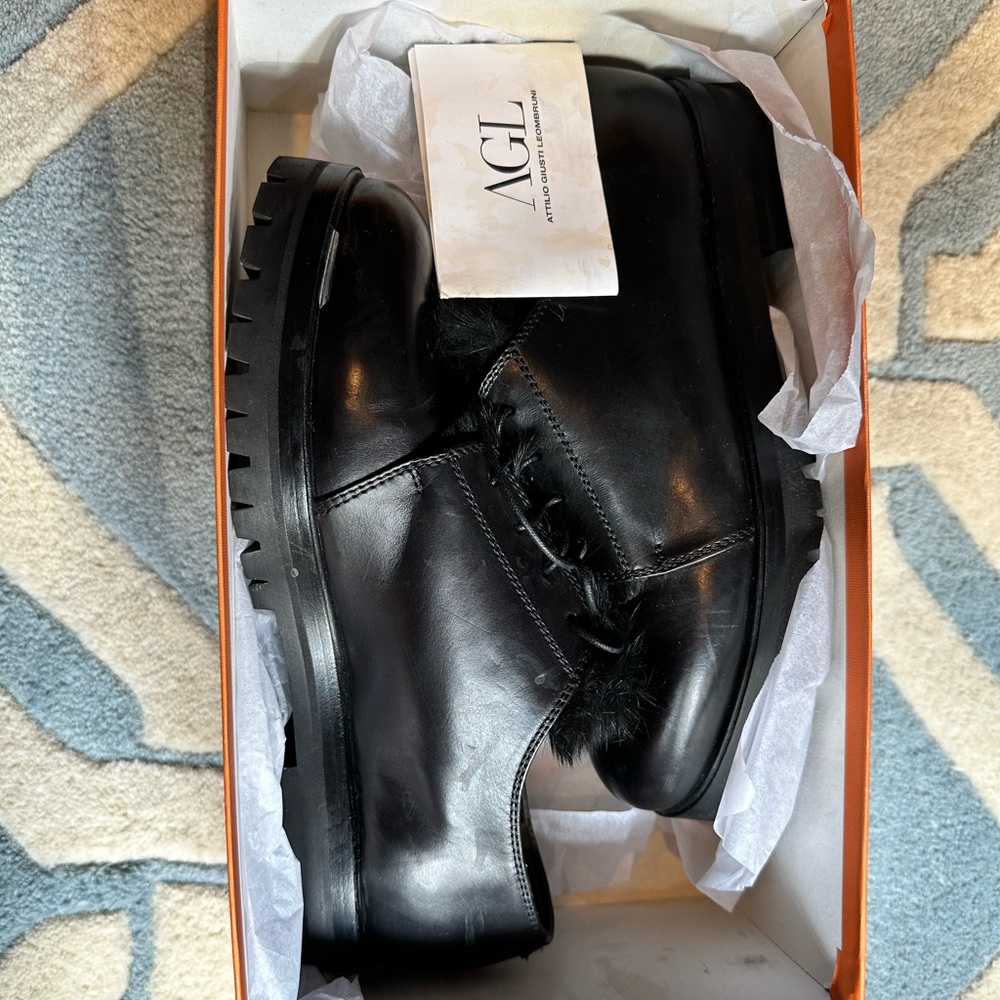 Real Rabbit Fur Black Leather Oxfords AGL